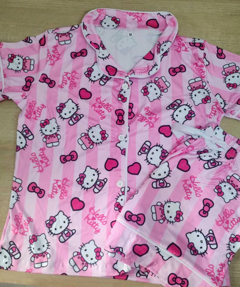 Americano Curto Hello Kitty Listras Corações