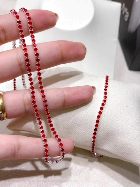 CONJUNTO COLAR E PULSEIRA FOLHEADO A PRATA - RIVIERA VERMELHO