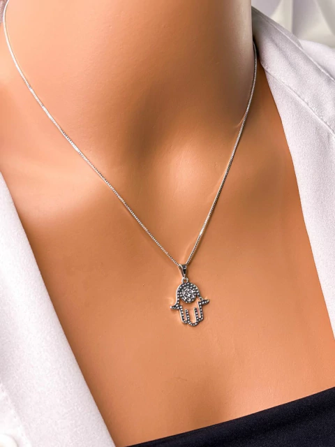 COLAR FOLHEADO A PRATA - PINGENTE MÃO HAMSA