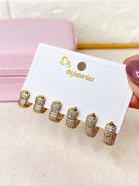 CARTELA 3 PARES TRIO BRINCO ARGOLINHA CRAVEJADA BIJU FINA - DOURADO