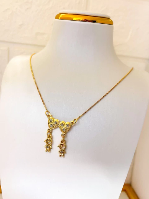 COLAR FOLHEADO A OURO - 2 MENINOS FILHOS