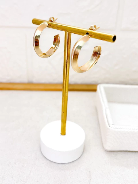 BRINCO FOLHEADO A OURO - MEIA ARGOLA 2cm