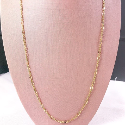 COLAR LONGO CORRENTE FÍGARO FOLHEADA A OURO