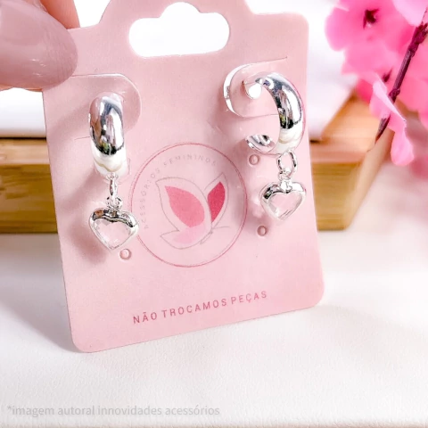 BRINCO ARGOLA FOLHEADO A PRATA CORAÇÃO