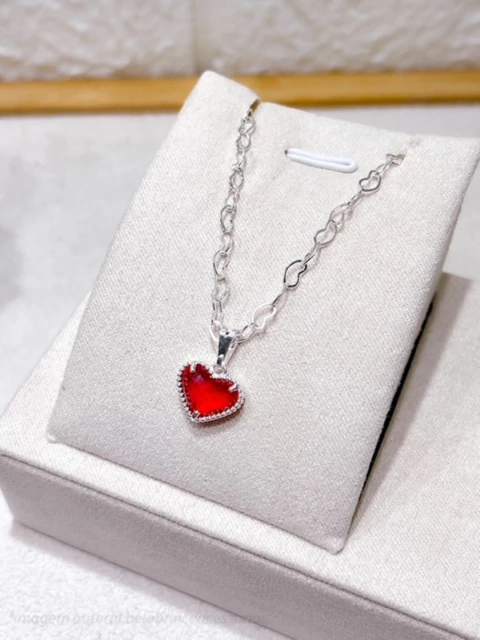 COLAR FOLHEADO A PRATA - CORRENTE CORAÇÕES E PINGENTE CORAÇÃO VERMELHO