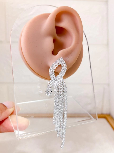 BRINCO BIJU FINA - PRATEADO