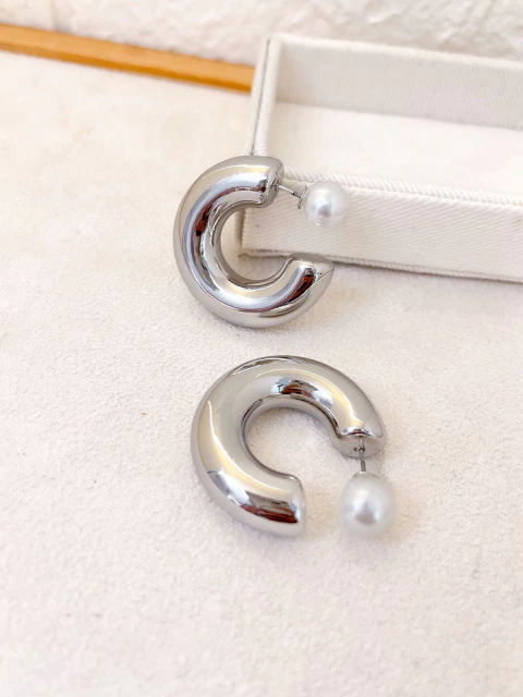 BRINCO BIJU FINA - PRATEADO