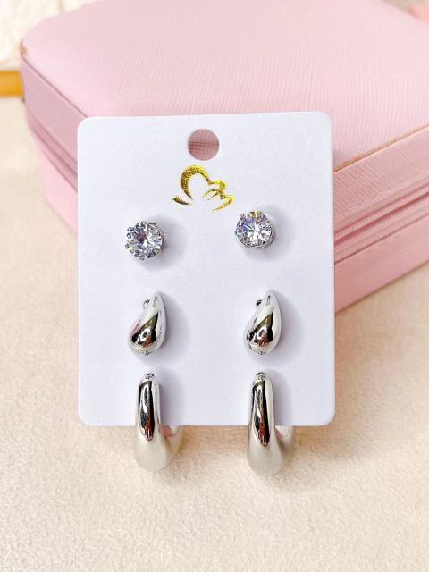 KIT BRINCO BIJU FINA CARTELA 3 PARES - PRATEADO