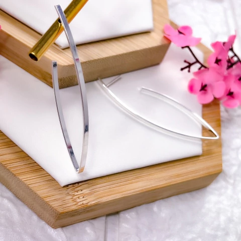 BRINCO ARGOLA FOLHEADA A PRATA 925 - GEOMÉTRICA - 6cm