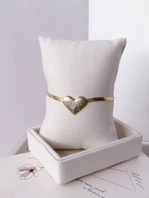 PULSEIRA FOLHEADA A OURO - FITA COM CORAÇÃO MARTELADO - comprar online