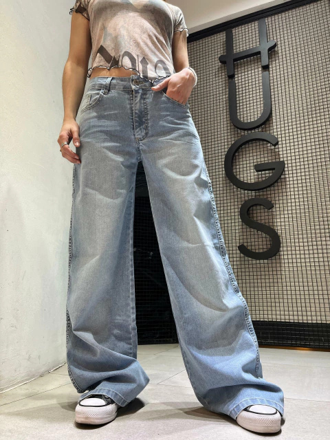 Fiona / Wide Tiro Bajo Celeste - comprar online