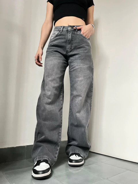 Storm / Wide Leg Gris Localizado - comprar online