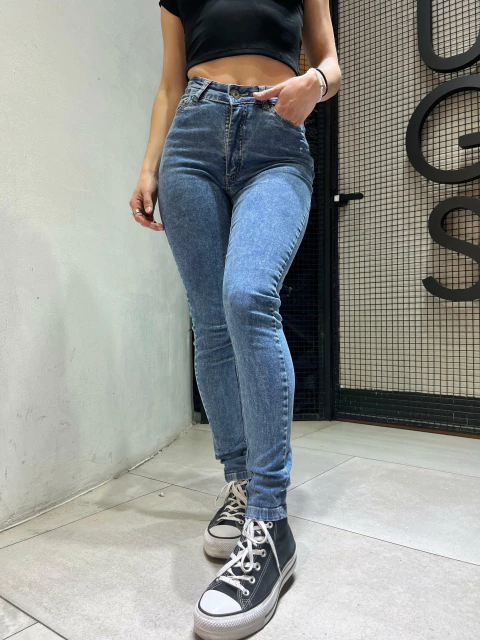 Nero / Chupin Nevado - comprar online