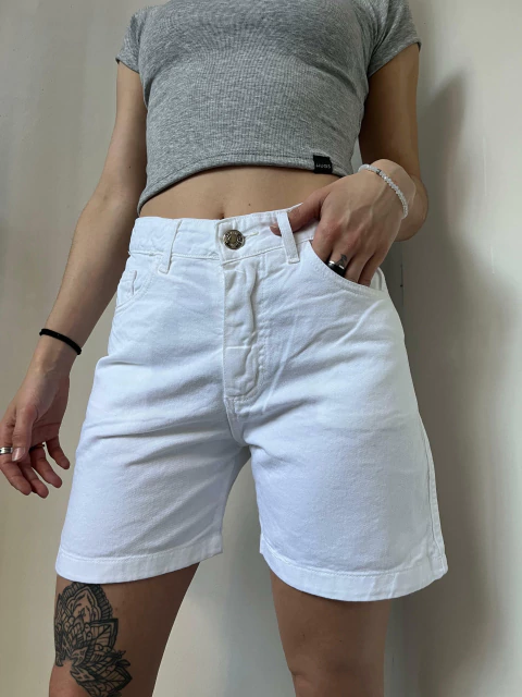 Auli / Bermuda Corta Blanca - comprar online