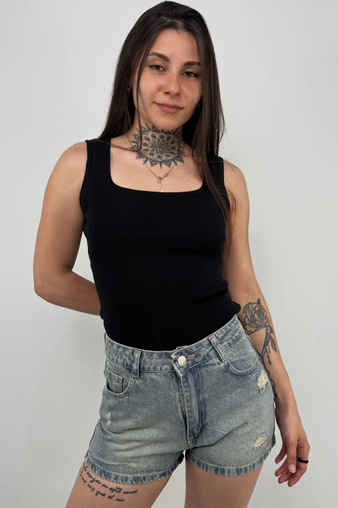 Short Tati