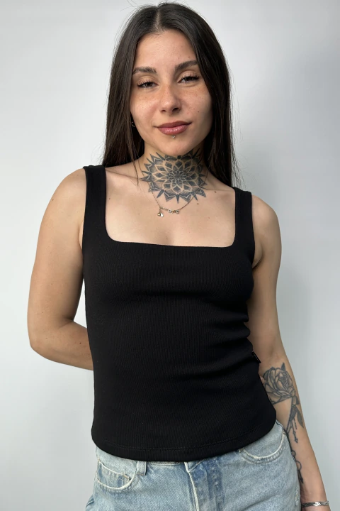 Musculosa Simic