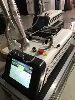 LASER FRACIONADO CO2 – VERSÃO PORTÁTIL 60W | POTÊNCIA PROFISSIONAL PARA REJUVENESCIMENTO E TRATAMENTOS ESTÉTICOS - HF - House Farma