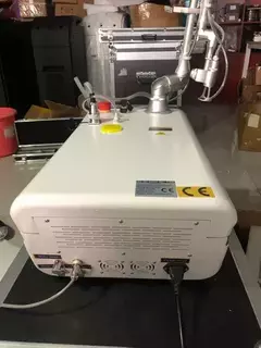 Imagem do LASER FRACIONADO CO2 – VERSÃO PORTÁTIL 60W | POTÊNCIA PROFISSIONAL PARA REJUVENESCIMENTO E TRATAMENTOS ESTÉTICOS