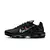 Tênis Air Plus TN Multi-Swoosh com visual moderno e colorido.