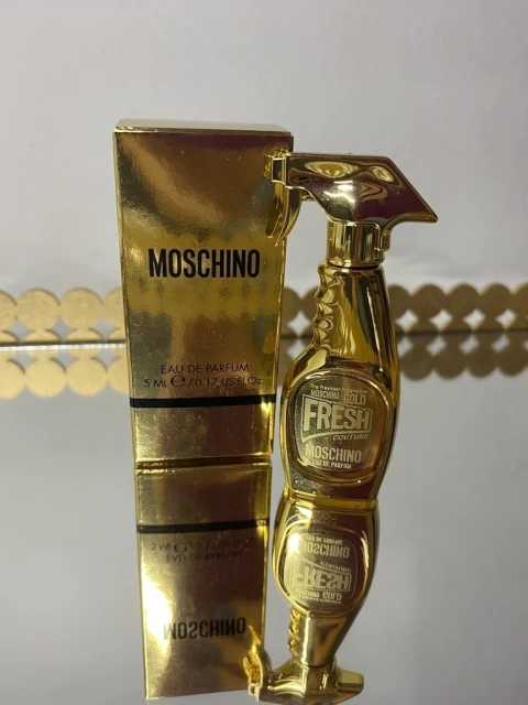 Miniatura Perfume Feminino Fresh Gold Moschino Eau de Parfum 5ml