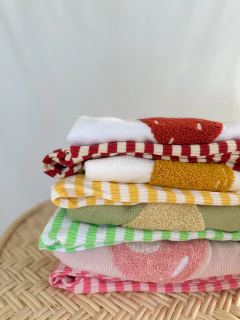 Conjunto Tutti Frutti en internet
