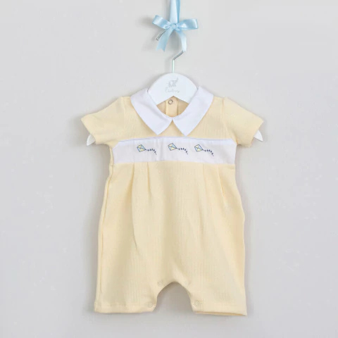 Macacão Pipa Curto Amarelo - Tricotil