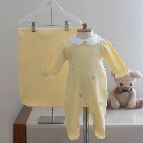 Saída Maternidade Borboleta - Tricotil