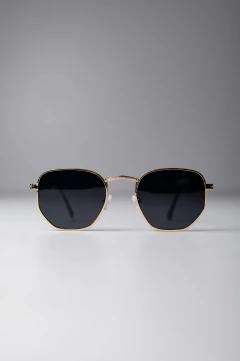 Preto/Dourado