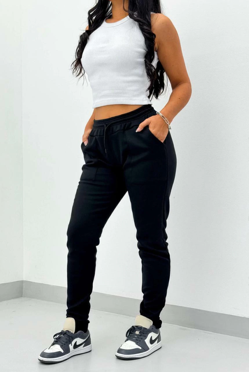 Pantalón chupin negro