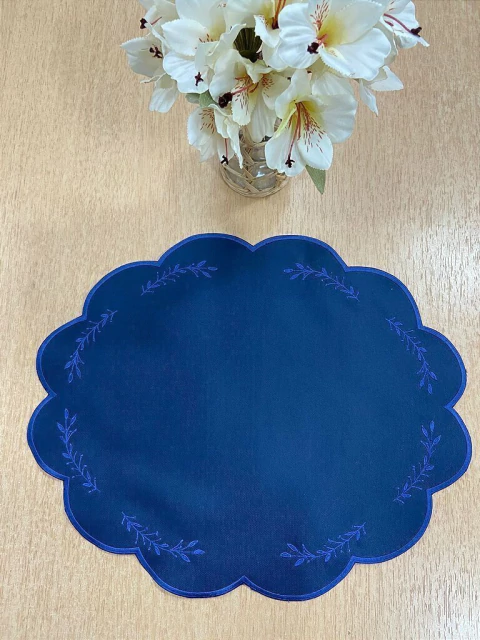 Lugar Americano Folhagem Azul Bordado