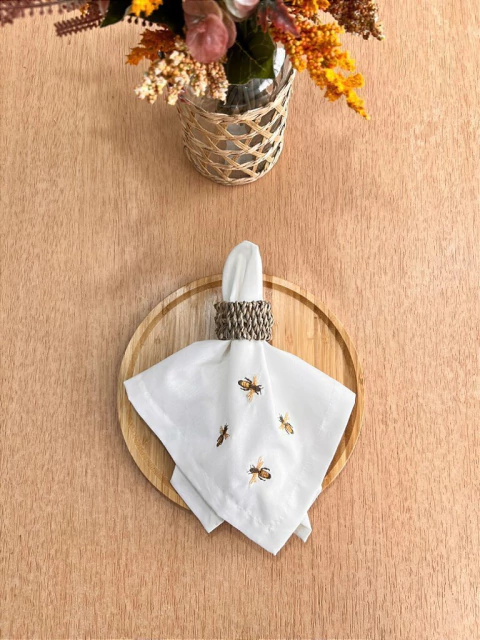 Guardanapo Bordado Abelhinhas - comprar online