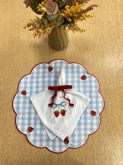 Kit Moranguinho Azul Bordado 3 Peças ( 1 Lugar )