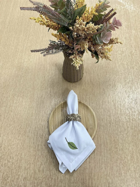 Guardanapo Folha Bordado