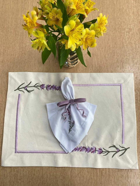 Kit Mesa Lavanda Clássica- 1 Lugar