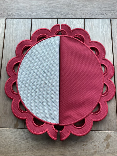 Jogo Americano Pétala Dupla Vermelho Impermeável (Natal)