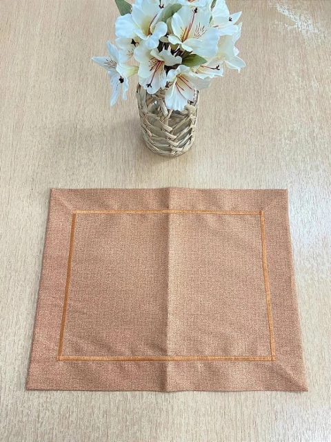 Lugar Americano Bordado Terracota - comprar online