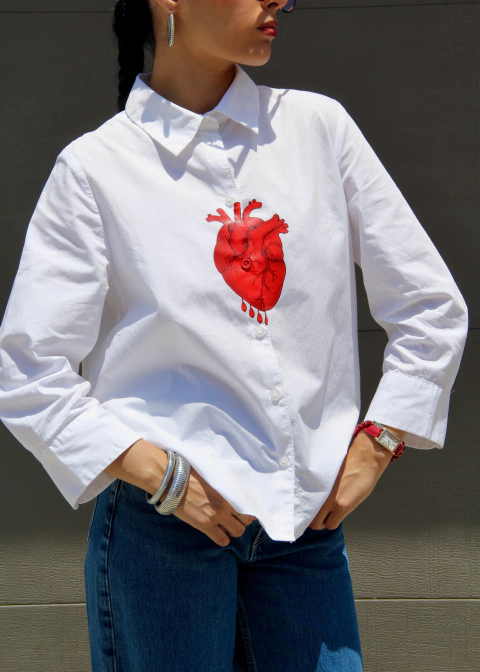 Camisa "CORAZÓN DE LA BAJA" - comprar en línea