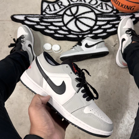 JRD Gray White - comprar online