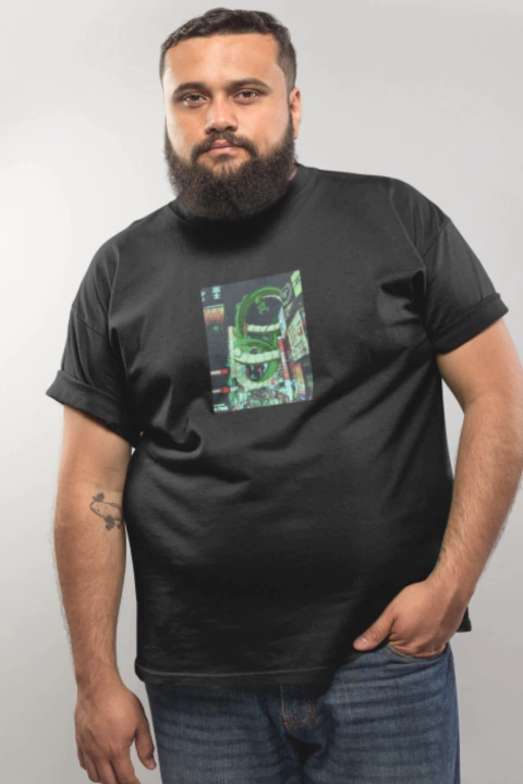 CAMISETA SHENLONG EM TÓQUIO PLUS-SIZE - comprar online