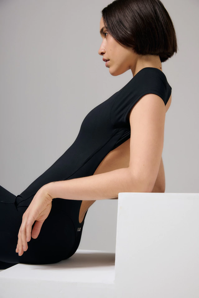 Mono Sculpt Backless - comprar online