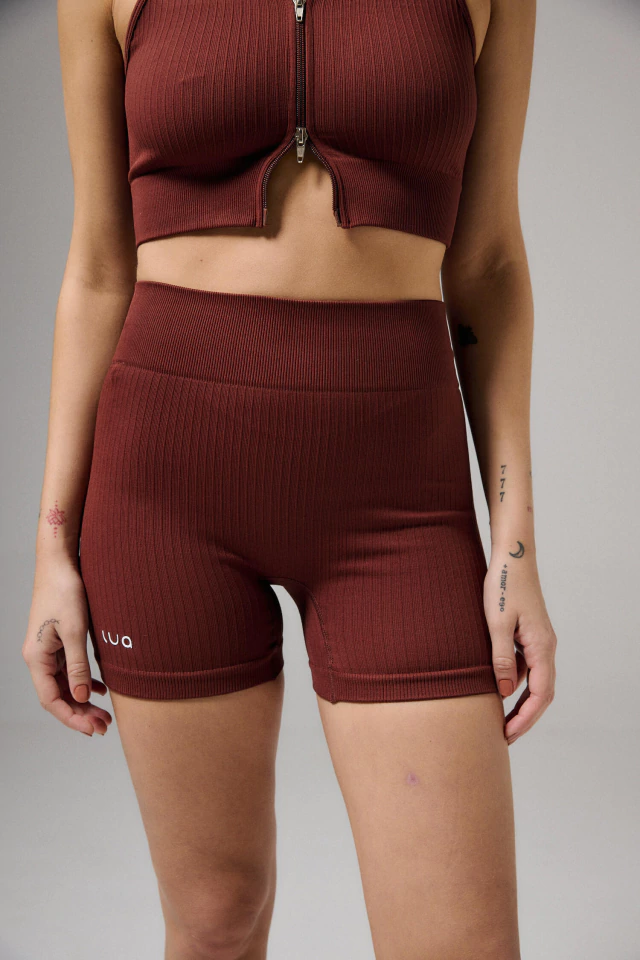 Short Sculpt Zipper