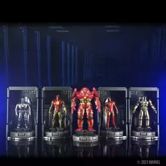 Iconix Iron Man Hall of Armor na internet