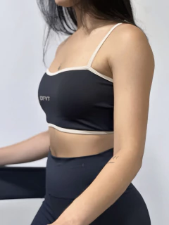 Conjunto Alícia na internet