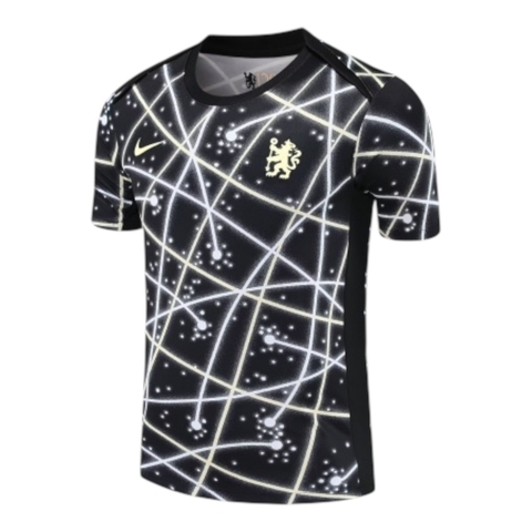 Camisa Chelsea Pré-jogo 25/26 - Torcedor Nike Masculina - Preta com detalhes em amarelo