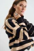 Sweater Escote V Combinado en internet