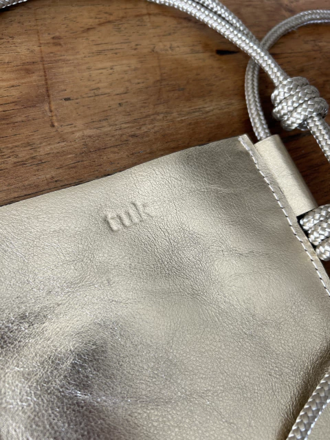 TUK dourada - comprar online