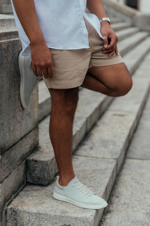 SHORT ELASTICO DE LINHO - AREIA - comprar online