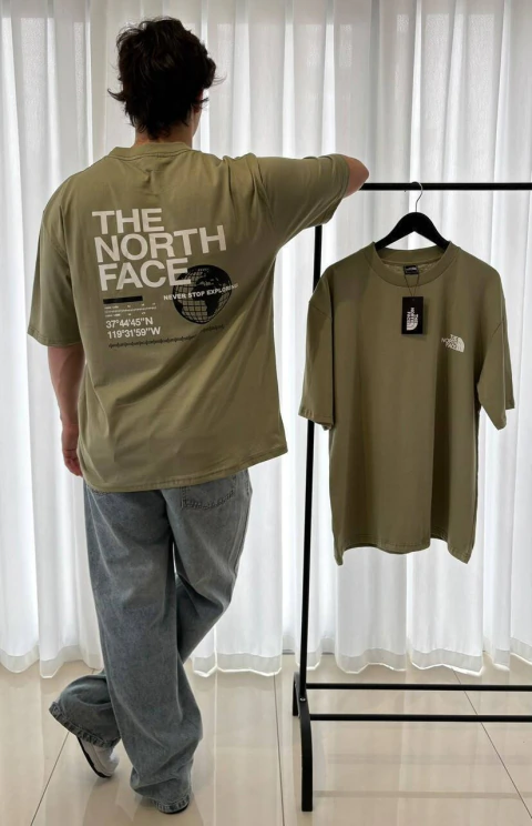 REMERA OVERSIZES NORTH FACE GLOBAL