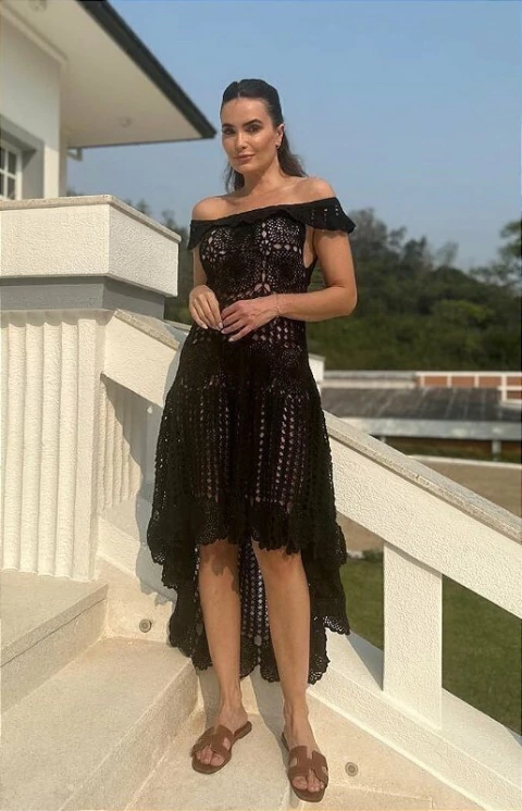 Vestido de crochê Japão Ref: 10026 veste 34 ao 40 (preto)