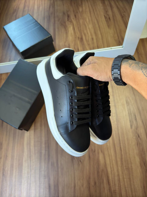 TÊNIS ALEXANDER MCQUEEN MASCULINO